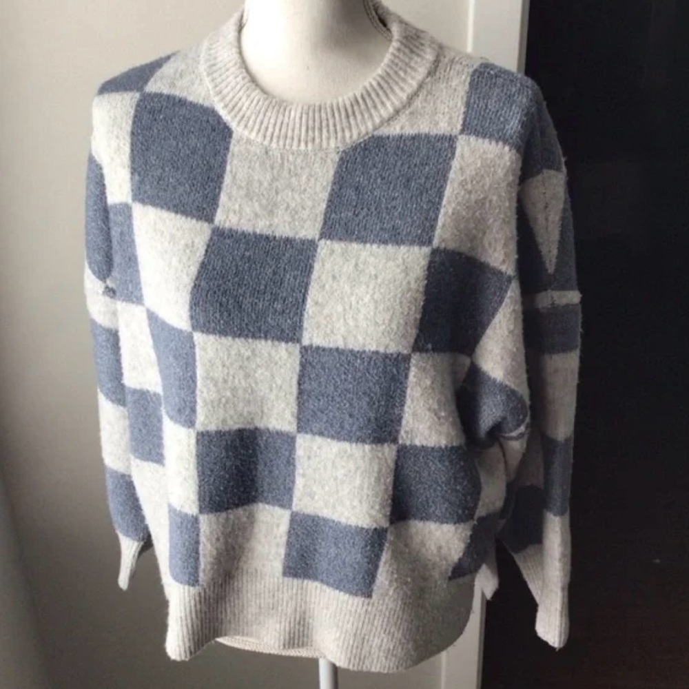 Sincerely Jules Gray + Blue Checkered Sweater, size S small, NWOT